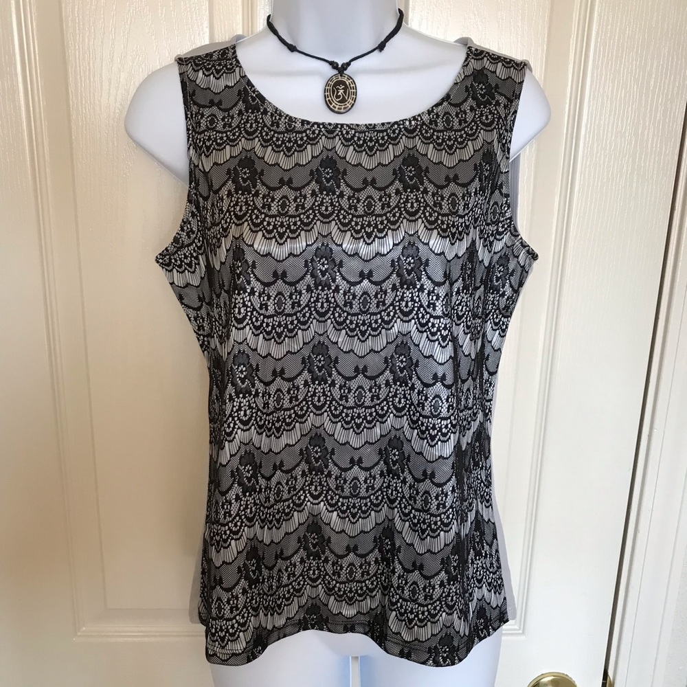 3/$20 Covington sleeveless blouse SP